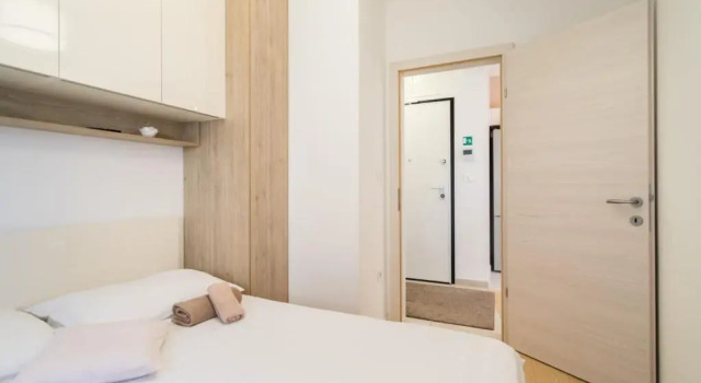 Apartment SARA - free parking for 2 cars, Book Apartment Zagreb Croatia, near Zagreb Fair