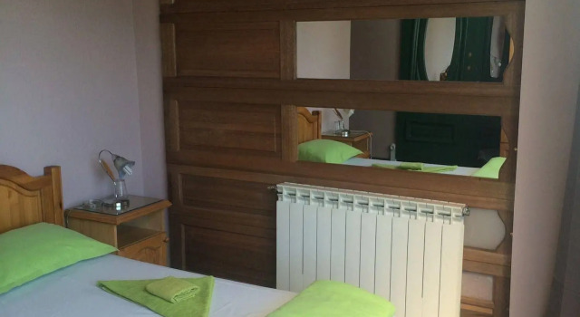 Pop Bogomil, Rezerwuj Hotel Sofia Vitosha