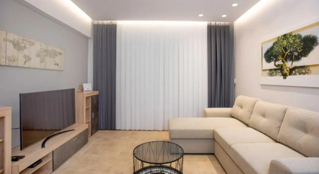 Comfy Central 1 Bedroom Apt with Terrace and View, Rezerwuj Hotel Hotele w Retimno z parkingiem, Parking