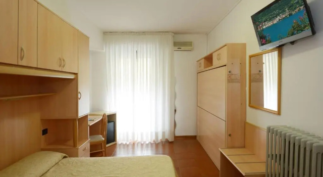 Двухместный номер Standard с балконом Hotel Commercio