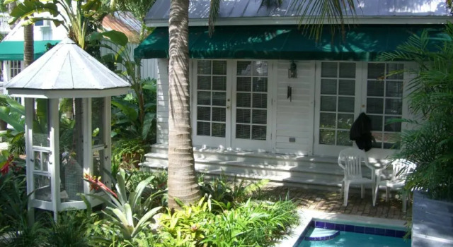 Коттедж Bahama Gardens - 4 Key West Old Town Vacation Rental Homes - Sleeps 20