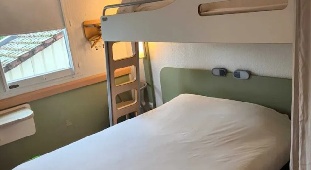 Номер Economy ibis Budget Lons-le-Saunier