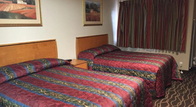 Casa Royal Inn