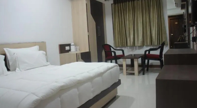 Hotel Mint Inn, Забронировать Отель Отели штата Раджастхана с парковкой, Парковка