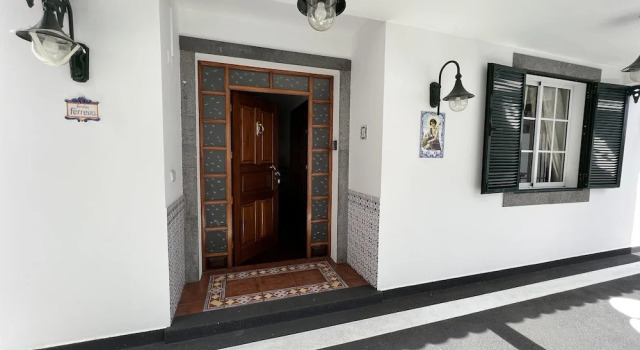 Classic Tranquil Madeiran 4-bedroom Villa Funchal, Rezerwuj Willa Serra de Agua Funchal