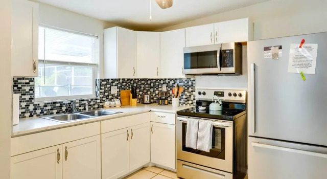Коттедж Pet-friendly Lakeland Escape w/ Private Pool!