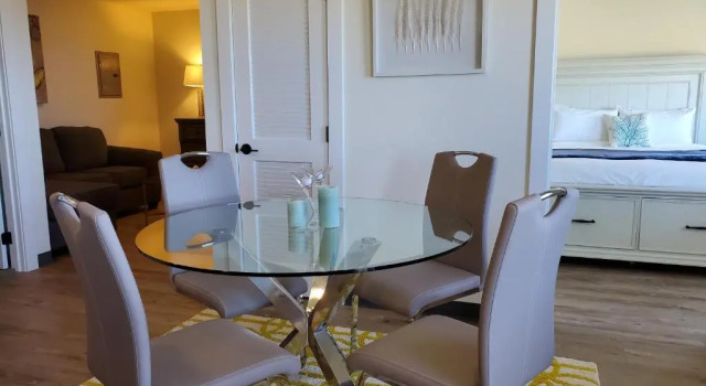 Полулюкс Deluxe Moonstone Beach Motel