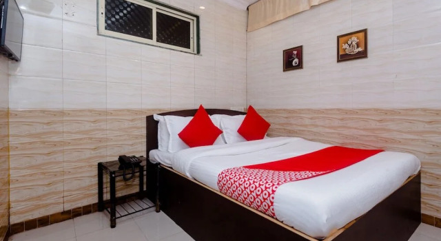 Hotel Balaji by OYO Rooms, Забронировать Отель Отели штата Махараштры 3 звезды, 3*