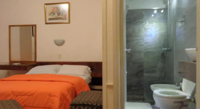 Трёхместный номер Standard Hotel Casablanca Montevideo