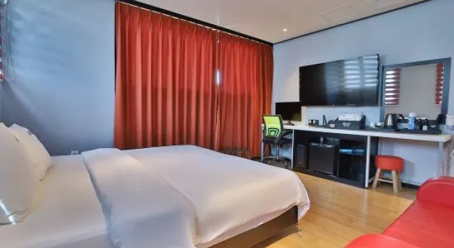 Номер Deluxe Nampo Hermes Hotel