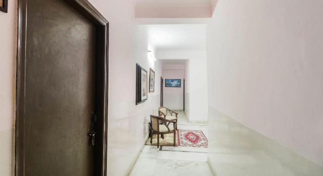OYO 48902 The White Villa, Rezervovat Vila Vily v Chandigarh Region, Vila