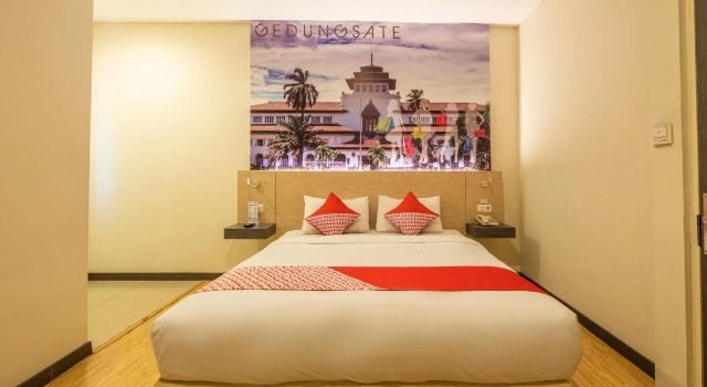 Superior Double room Townhouse Oak Cihampelas Near Ciwalk Formerly Promenade Hotel