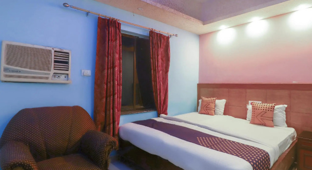Номер Standard SPOT ON 75963 Hotel Prince
