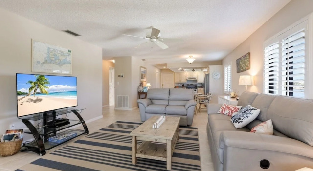 Westbay Point Moorings 26 2 Bedrooms 2 Bathrooms Condo