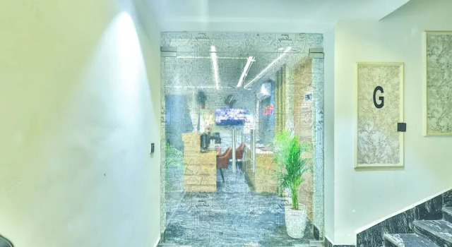 Orsom Stay Rooms with Jacuzzi Sector 53 Gurgaon, Забронировать Отель Гургаон 
