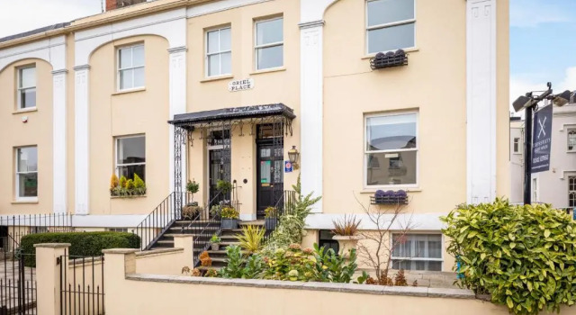 Crossways Guest House Cheltenham, Забронировать Гостевой дом Челтнем Котсуолд