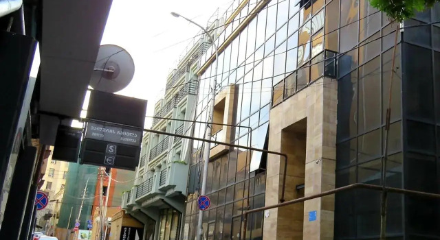Apartment on Ghambashidze 3a