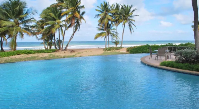 One-bedroom Oceanfront Villa at Rio Mar, Book Villa Rio Grande Puerto Rico