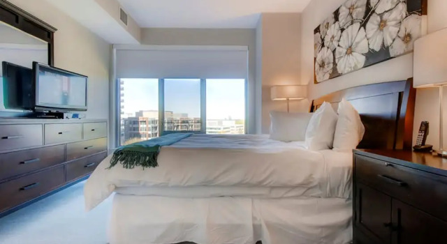 Global Luxury Suites at Park Crest, Забронировать Отель Маклин 