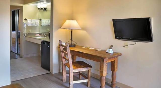 Номер Standard Days Inn & Suites by Wyndham Llano