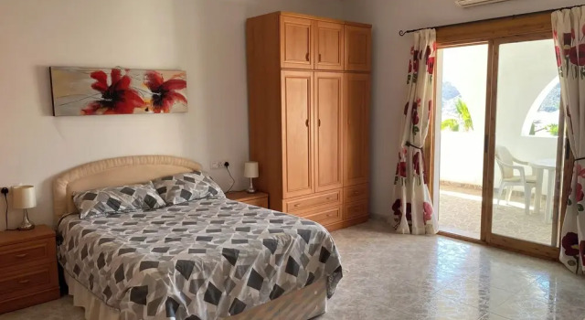 Luxury Beachfront Villa in La Perla, Prenota Villa Arboleas Almería