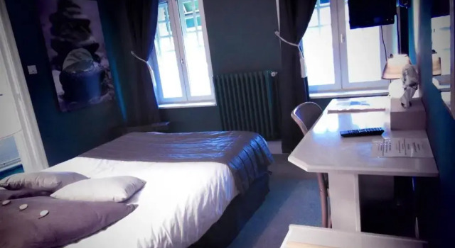 Четырёхместный номер Standard Hotel Restaurant de la Marne