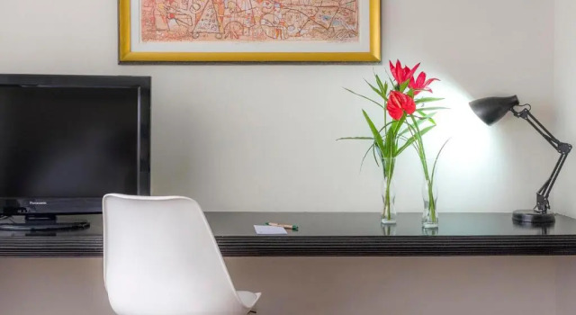 Номер Executive Roosevelt Hotel & Suites