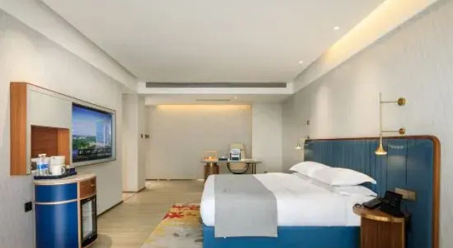 Люкс Business Mehood Lestie Hotel (Longhu Financial Island Zhongyuan Technology Branch