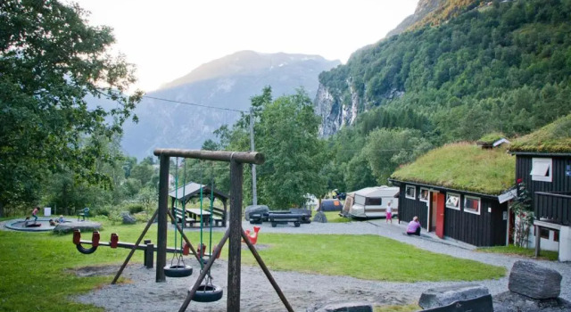 Коттедж Vinje Camping