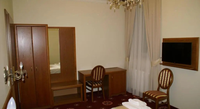 Двухместный номер Standard Hotel President