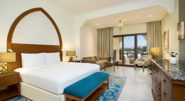 Двухместный номер Deluxe с видом на сад DoubleTree by Hilton Resort & Spa Marjan Island
