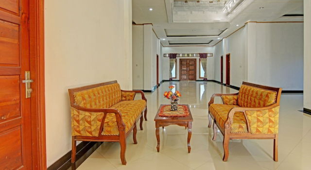 OYO 91852 Prima Guesthouse Syariah, Rezerwuj Hotel Padang Sumatra