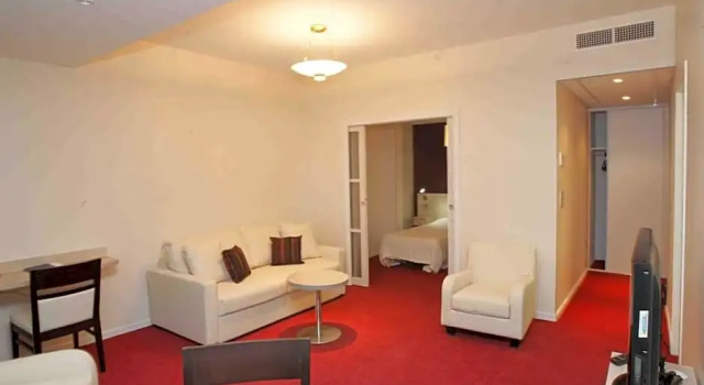 Четырёхместный семейный номер Standard The Originals City, Hôtel Les Thermes de lAvenue, Dax