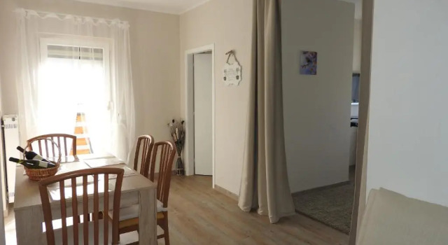 Warmbad Apartments, Rezerwuj Apartament Hotele w Karyntia z parkingiem, Parking
