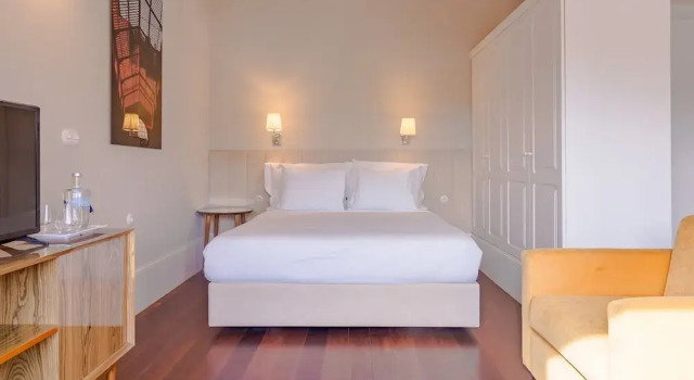 City-center Apartment With Modern Comforts, Забронировать Апартаменты/квартира Порту Регион Порту, рядом с Театр Coliseu do Porto