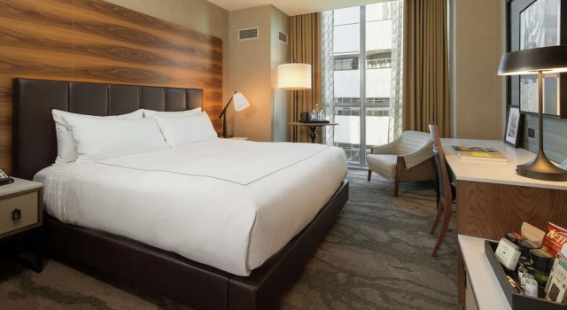 Двухместный номер Accessible с видом на город The Porter Portland, Curio Collection By Hilton