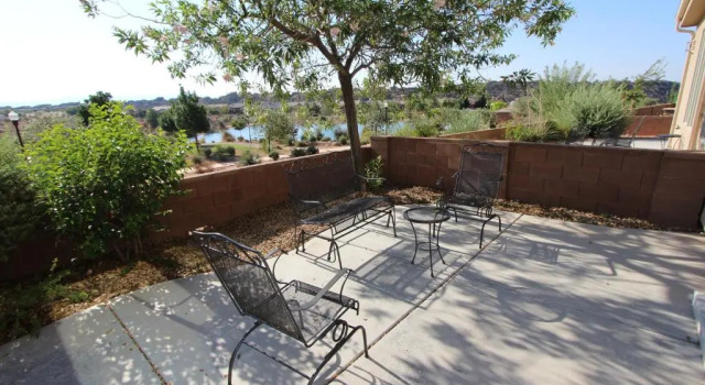 Коттедж Canyon Villas at Coral Ridge