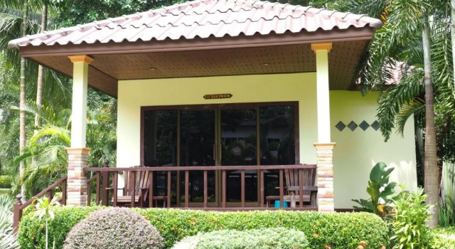 Бунгало Superior Koh Chang Bailan Beach Resort