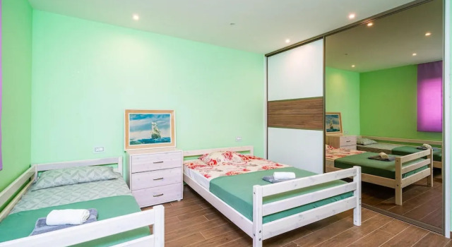 Awesome Home In Cavtat With Wifi, Забронировать Отель Отели Цавтат с парковкой, рядом с Пляж Цавтат, Парковка