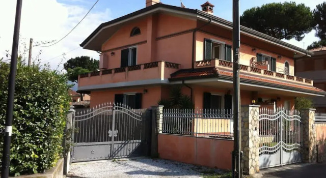 Villa Diva, Забронировать Вилла Коттеджи Apuana coast, Коттедж