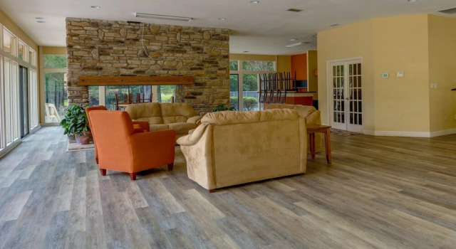 Gainesville Condo w/ Patio, 2 Mi to UF Campus!, Buchen Sie Hotel Gainesville Florida
