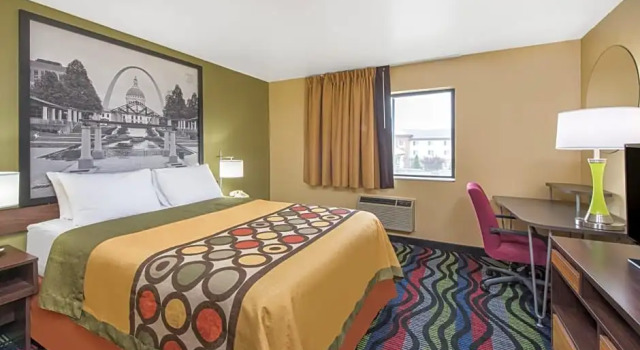 Номер Deluxe Super 8 by Wyndham Farmington