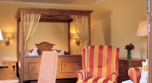 Hotel der Wiesenhof, Забронировать Отель Отели Пертизау с парковкой, рядом с Zwölferkopflift, Парковка