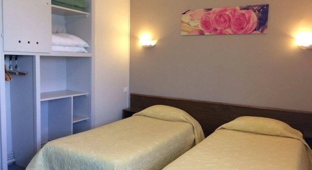 Delfotel, Boek Hotel Hotels in Franche-Comte met ontbijt, Ontbijt