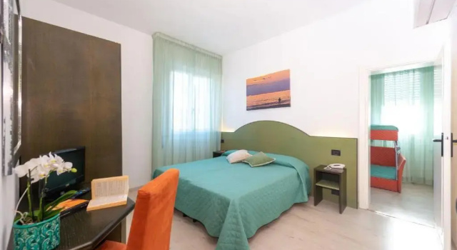 Четырёхместный номер Standard Hotel Sirena