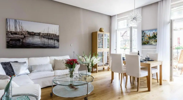 Апартаменты с балконом Apartments Factory