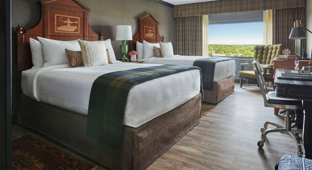 Четырёхместный номер Standard с видом на город Graduate by Hilton Ann Arbor