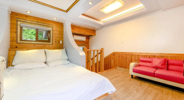 Gapyeong Citrine Pension, Prenota Affittacamere Hotel a Gyeonggi-do con piscina, Piscina