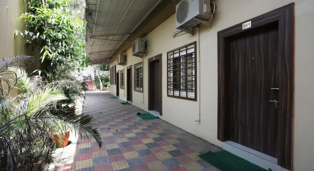 Blue Lotus Club And Resorts by OYO Rooms