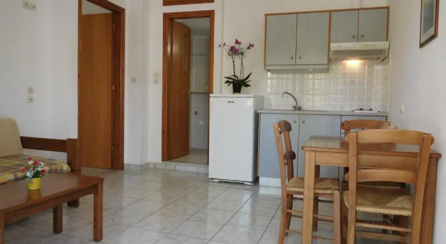 Апартаменты Anthea Apartments